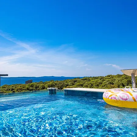 Luxury Pool Seaside Appartement Zadar