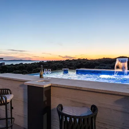 Apartament Luxury Pool Seaside