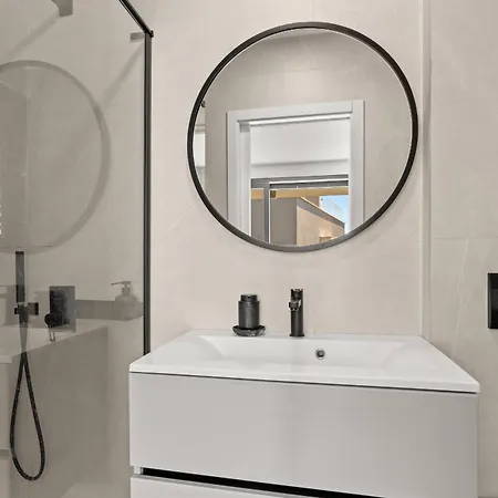 Luxury Pool Seaside 公寓 *