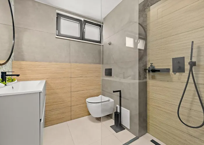 Luxury Pool Seaside Ζαντάρ