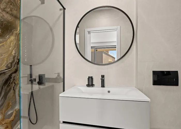 Luxury Pool Seaside Lägenhet *