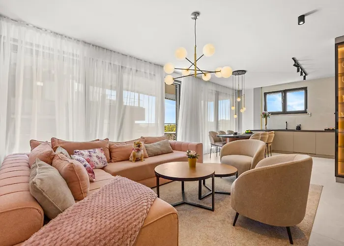 Luxury Pool Seaside *