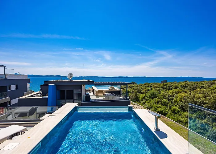 Luxury Pool Seaside Lägenhet